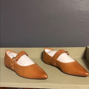 Frye Tan Leather Flats with Buckle 🌟🌟Brand New. With Box🌟